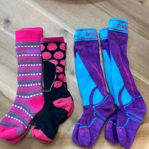 4 pairs Kids ski socks Bridgedale and Smart wool XXS